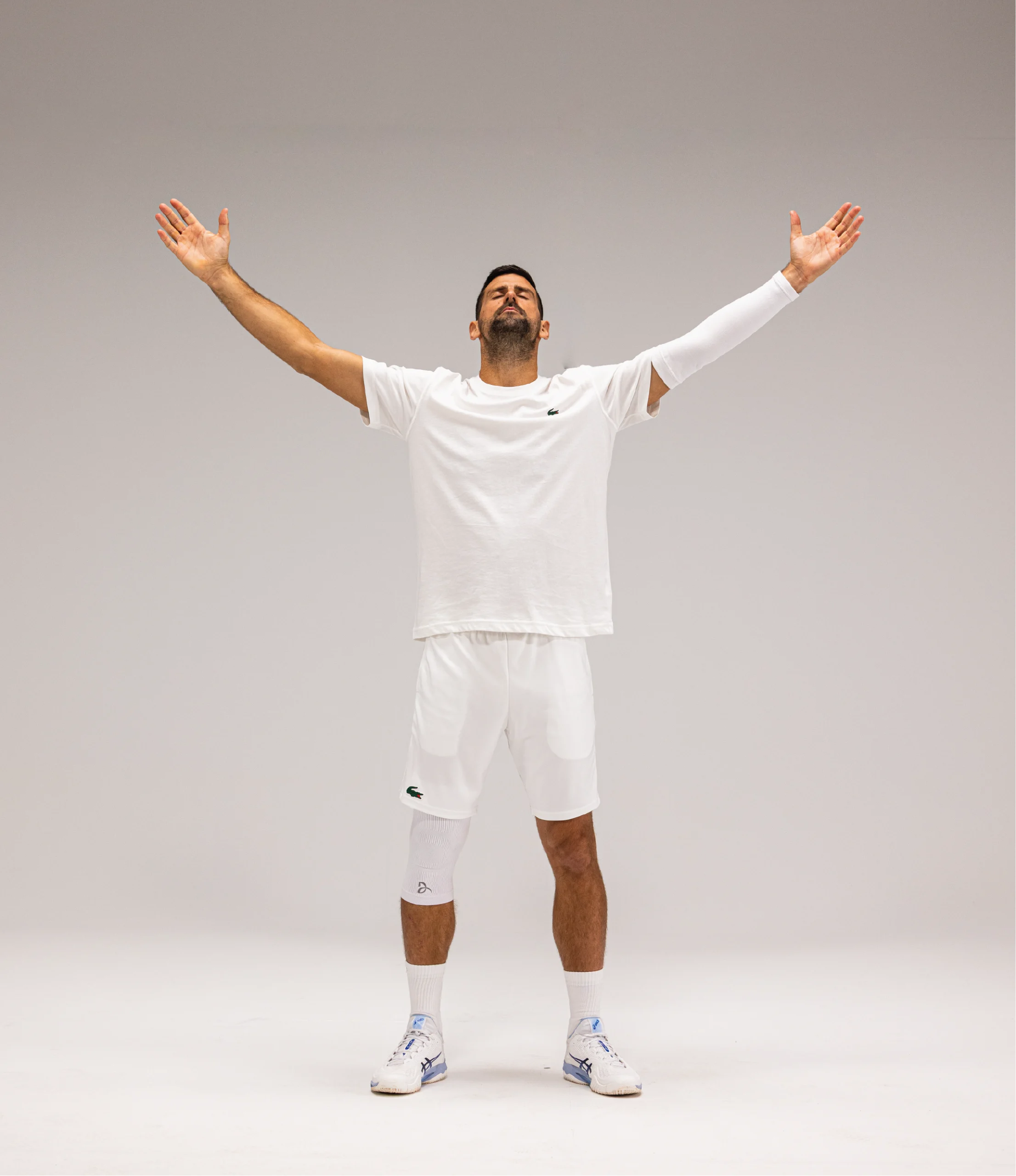 Novak_hero_knee